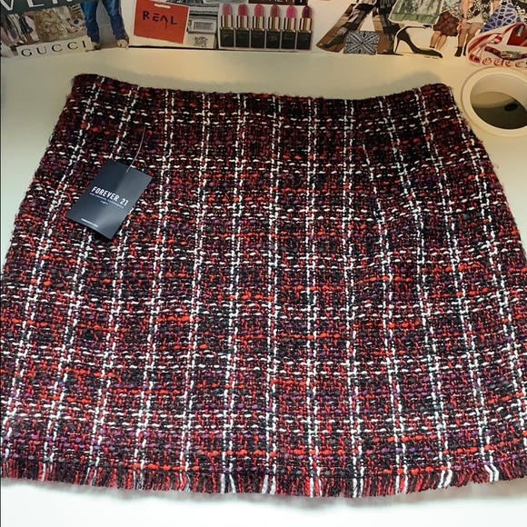 F21 Mini Tweed Skirt - Picture 2 of 2